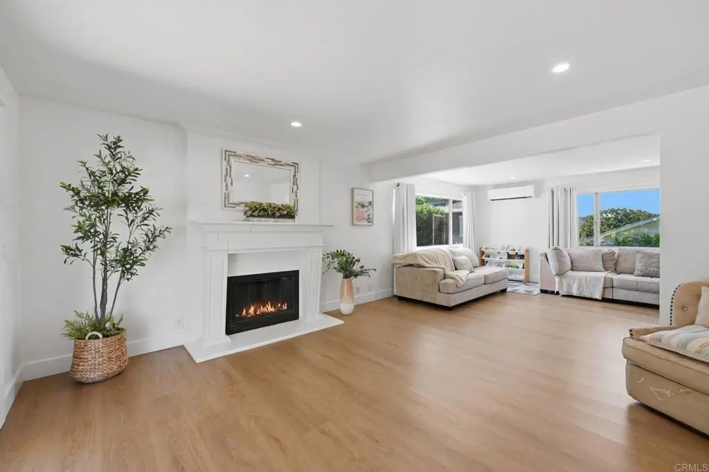 5625 Lake Vista Drive, Bonsall, CA — listing photo 1