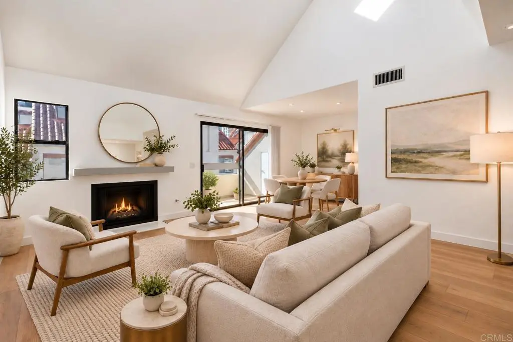 Residential Lease for rent at 701 Kettner Boulevard 200, San Diego, San Diego County, CA featuring 2 beds and 2 baths