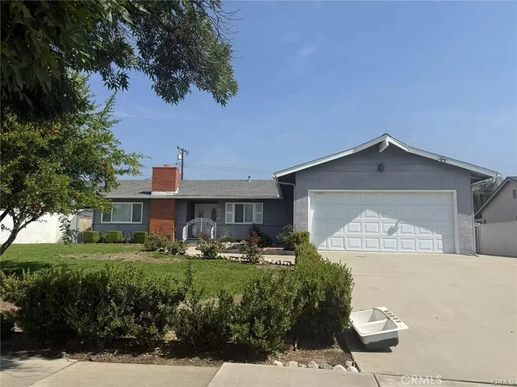 1095 W 17th Street, Upland, CA — listing photo 1