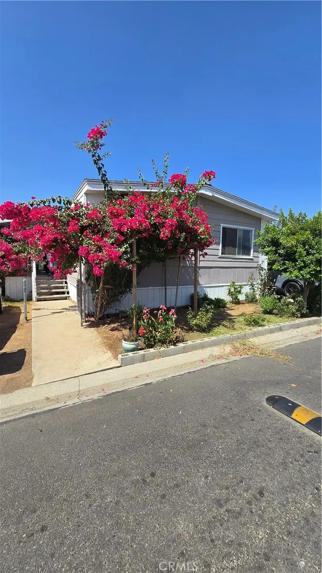 6601 Eucalyptus 232, Bakersfield, CA — listing photo 1