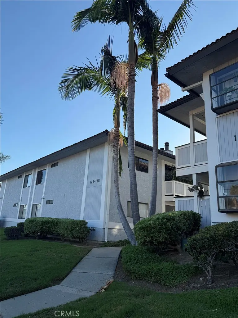 135 S Poplar 30, Brea, CA — listing photo 1