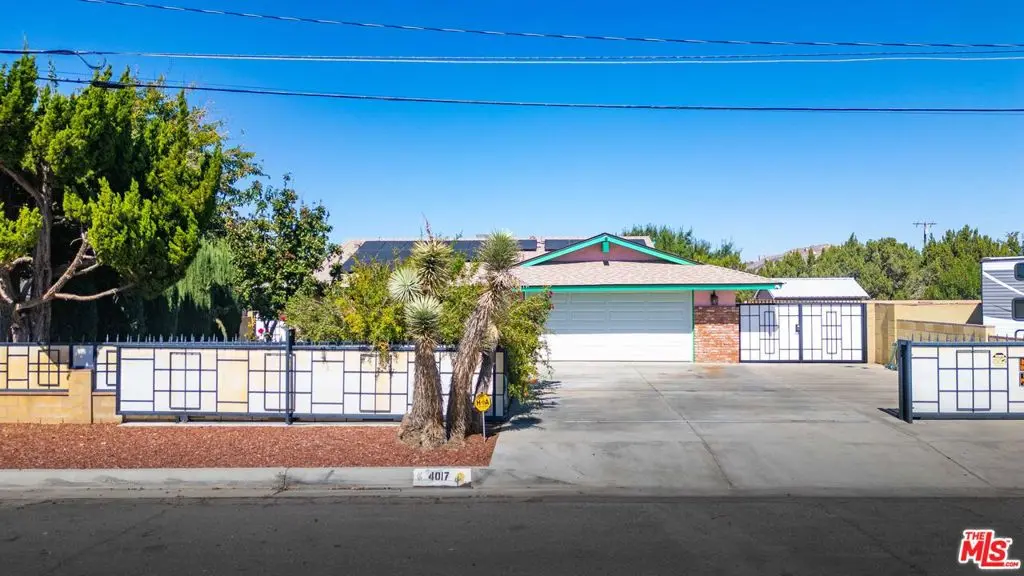 4017 W Avenue L4, Lancaster, CA — listing photo 1