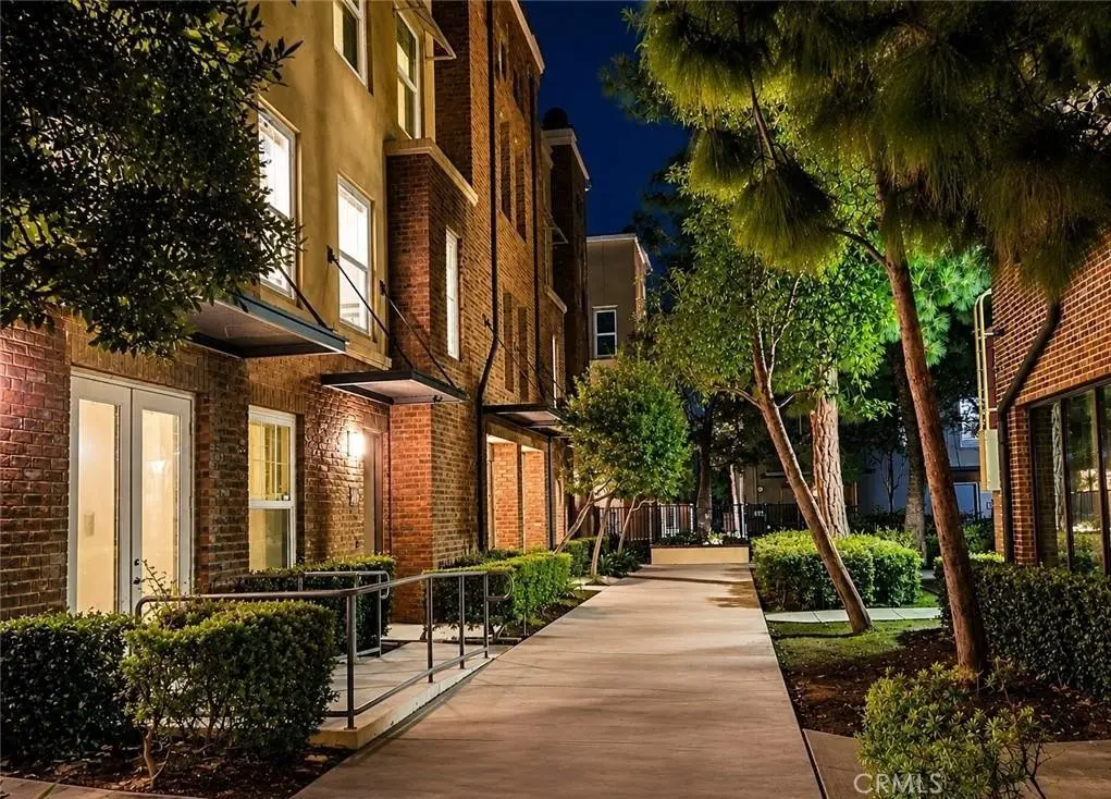 Townhouse for rent at 309 Metro Court, Fullerton, CA featuring 3 beds and 3 baths