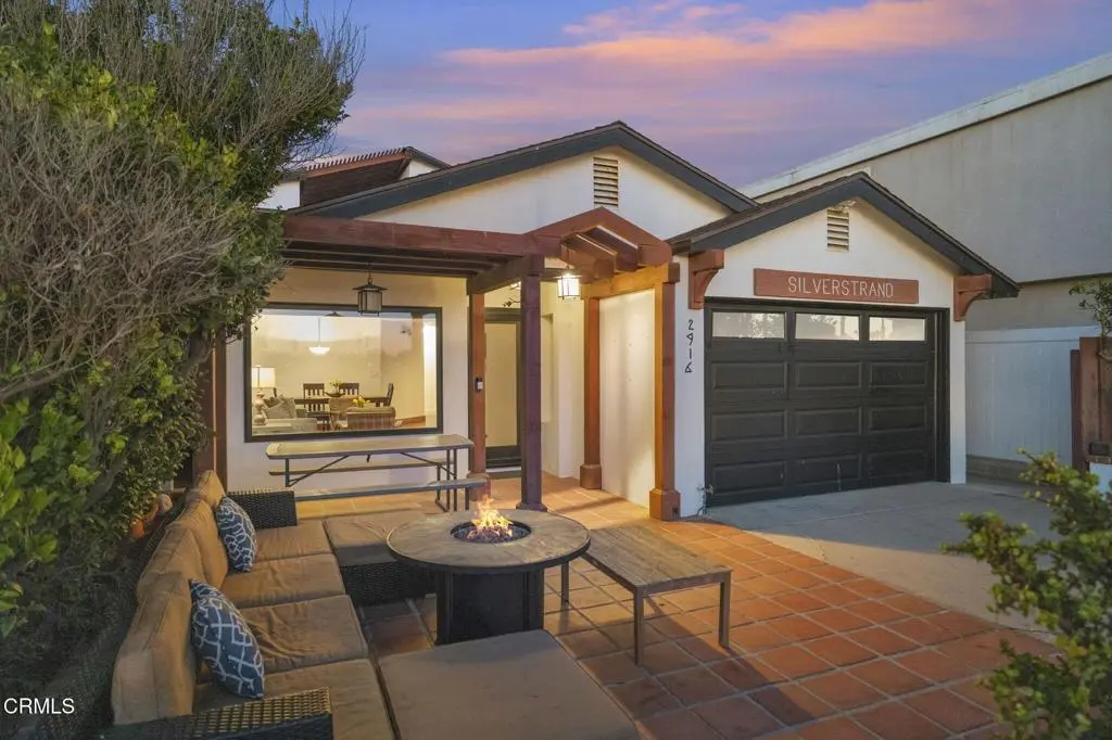 Single Family Residence for sale at 2916 Lakeshore Court, Oxnard, CA featuring 4 beds and 3 baths