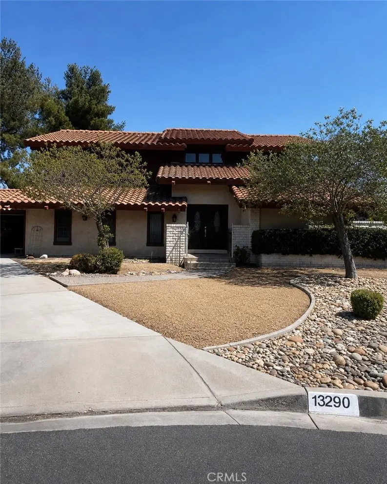 Rooming House for rent at 13290 Rain Shadow, Victorville, CA featuring 3 beds and 3 baths