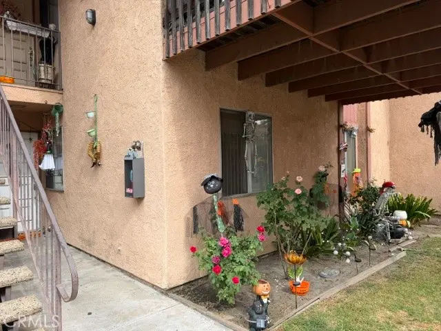 Condominium for sale at 5905 Rosemead Boulevard 10, Pico Rivera, CA featuring 2 beds and 2 baths