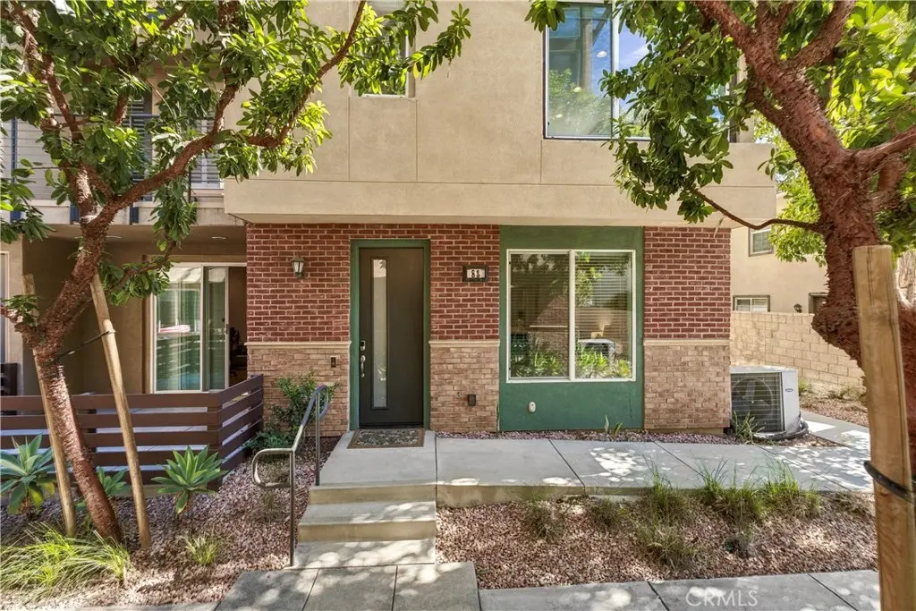 Condominium for sale at 422 W Route 66 83, Glendora, CA featuring 4 beds and 4 baths