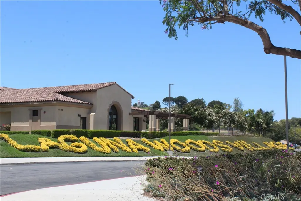 Condominium for rent at 3062 Via Serena S D, Laguna Woods, CA featuring 2 beds and 1 bath