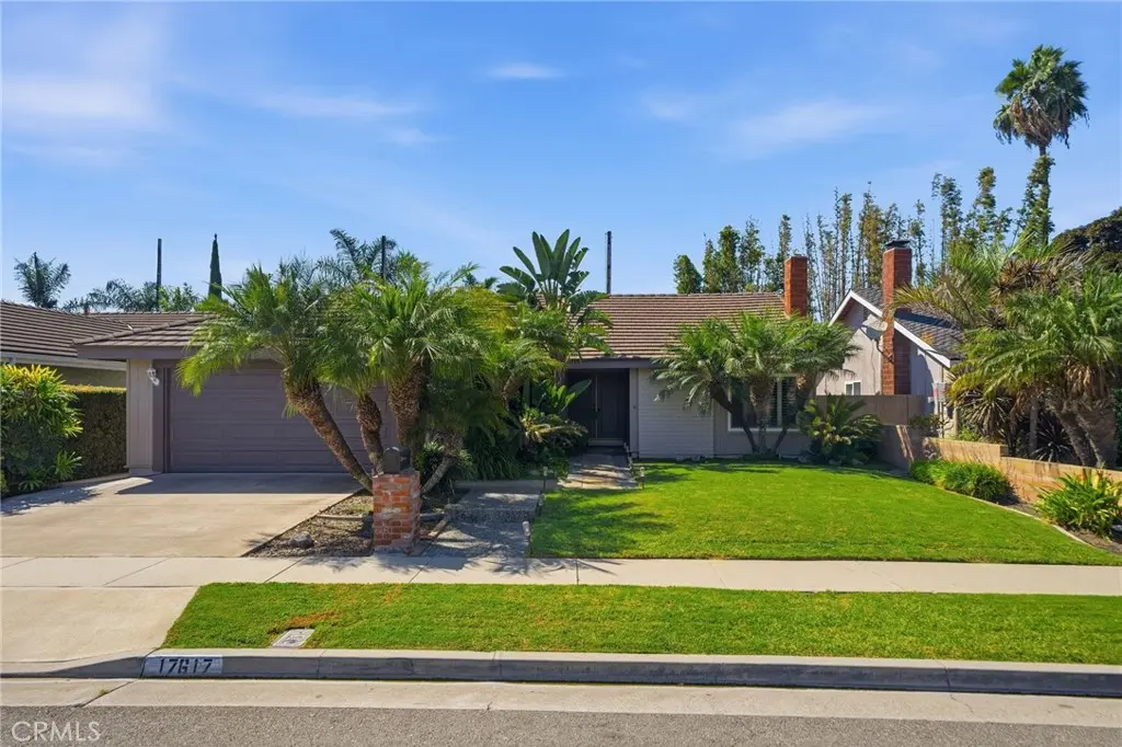 Single Family Residence for rent at 17617 Fremont St, Fountain Valley, CA featuring 3 beds and 2 baths
