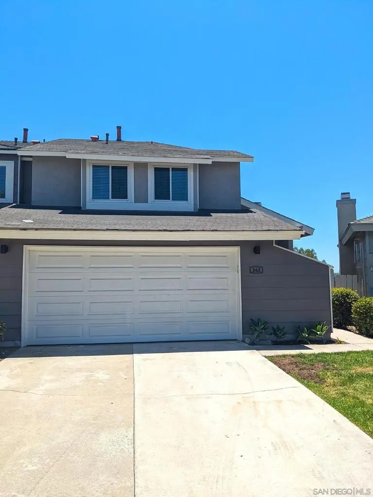 Single Family Residence for rent at 343 Rolling Hills Ln, San Marcos, CA featuring 3 beds and 3 baths