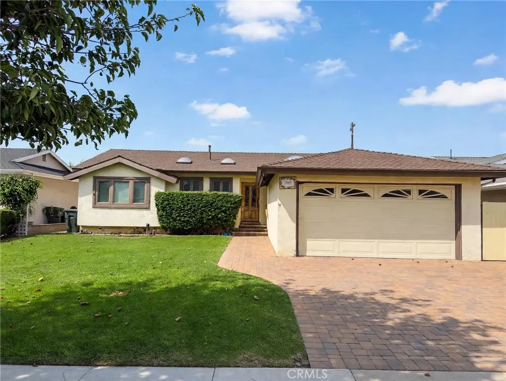 Single Family Residence for rent at 2045 W 230th, Torrance, CA featuring 3 beds and 2 baths