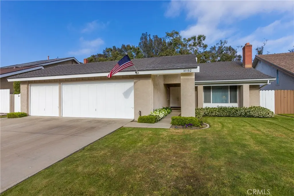 Single Family Residence for rent at 31152 Via Cristal, San Juan Capistrano, CA featuring 4 beds and 2 baths