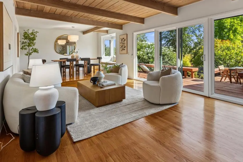 Single Family Residence for sale at 251 Dedalera Drive, Portola Valley, CA featuring 3 beds and 2 baths