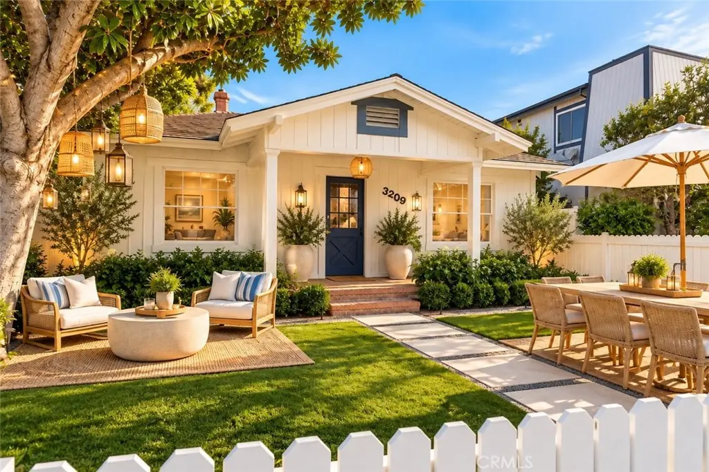 Triplex for rent at 3209 Clay Street A, Newport Beach, CA featuring 2 beds and 1 bath