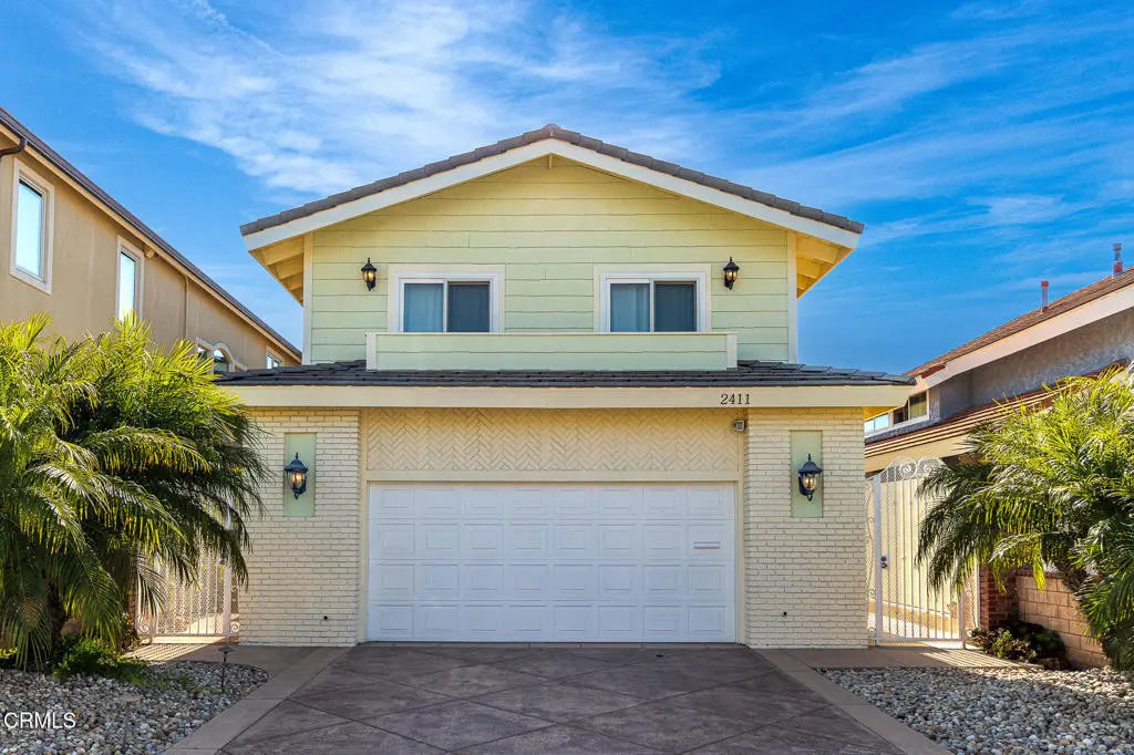 Single Family Residence for rent at 2411 Monaco Drive, Oxnard, CA featuring 3 beds and 3 baths