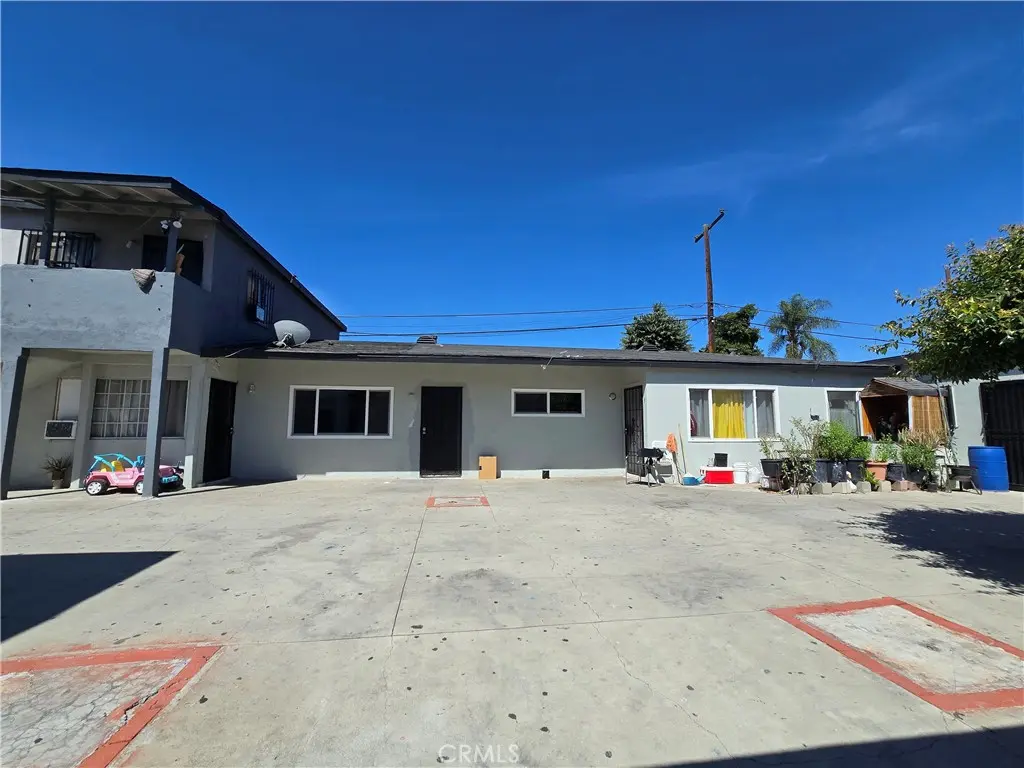 Quadruplex for sale at 11101 Bonwood, South El Monte, CA featuring 8 beds and 4 baths