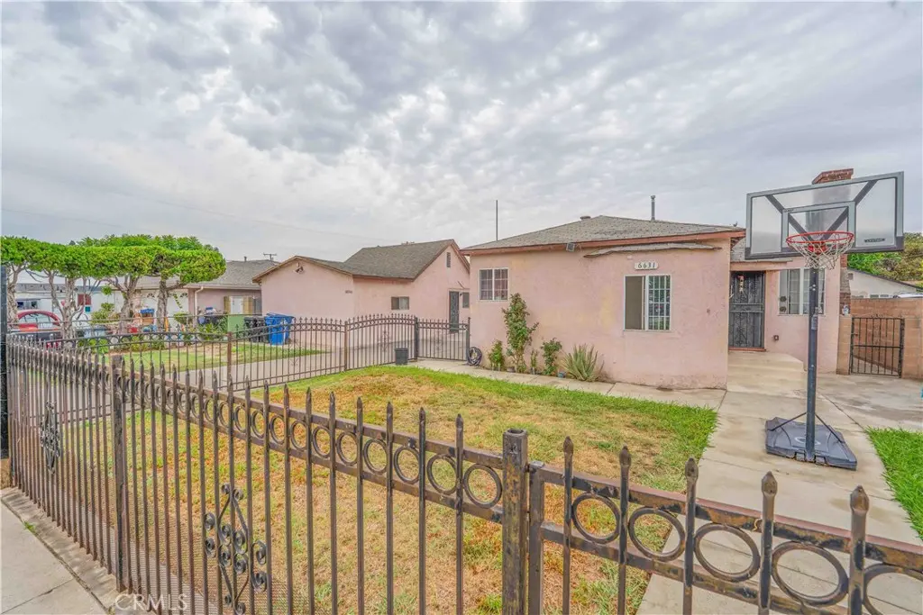 Quadruplex for sale at 6631 El Selinda Avenue, Bell Gardens, CA featuring 8 beds and 4 baths
