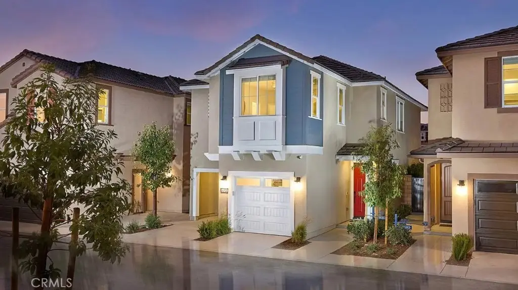 Condominium for sale at 16520 Stone Pine Lane, Fontana, CA featuring 3 beds and 3 baths
