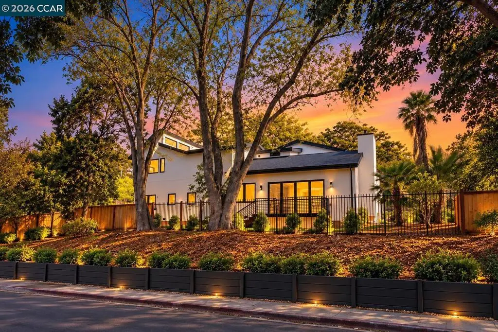Single Family Residence for sale at 1374 Homestead Ave., Walnut Creek, CA featuring 5 beds and 6 baths