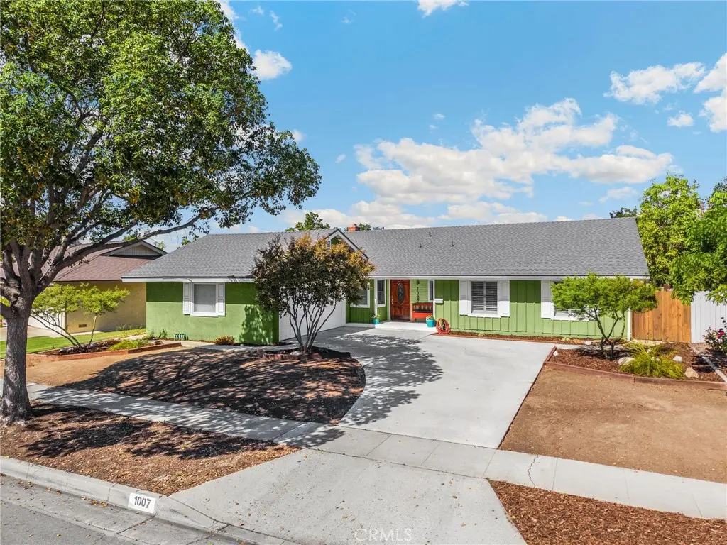 Single Family Residence for sale at 1007 San Antonio, Fullerton, CA featuring 3 beds and 2 baths