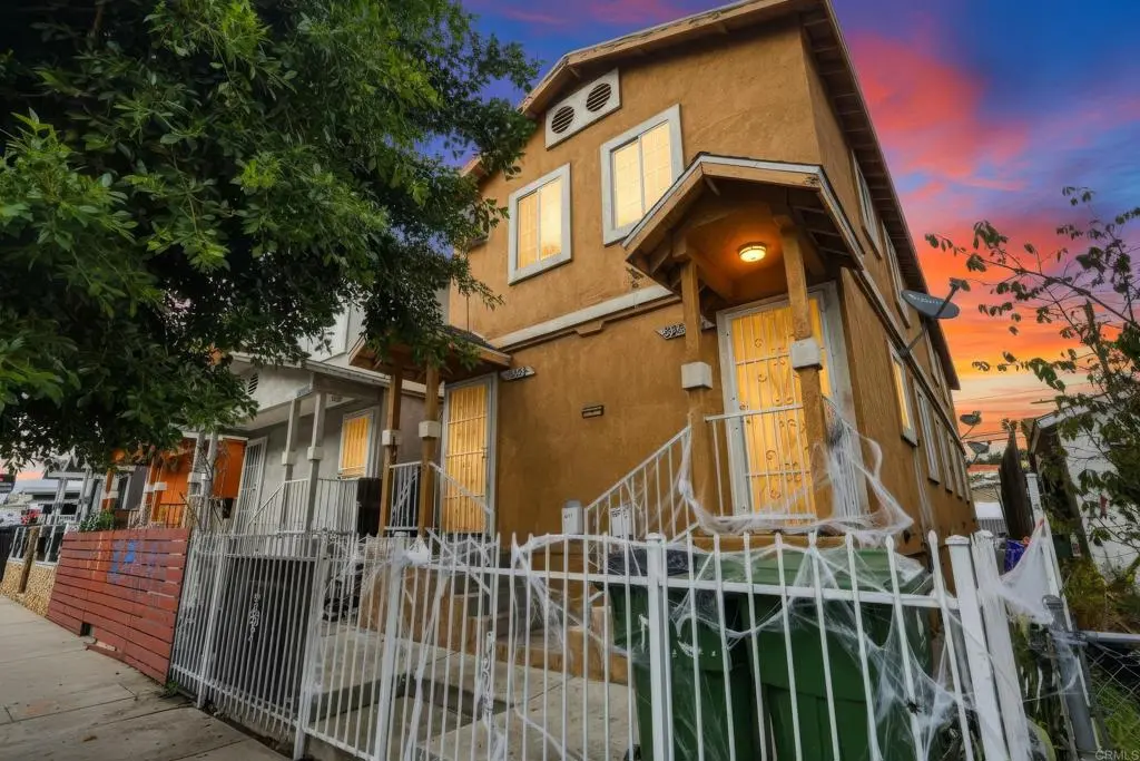Duplex for sale at 3231 1/2 E Cesar Chavez Avenue, Los Angeles, CA