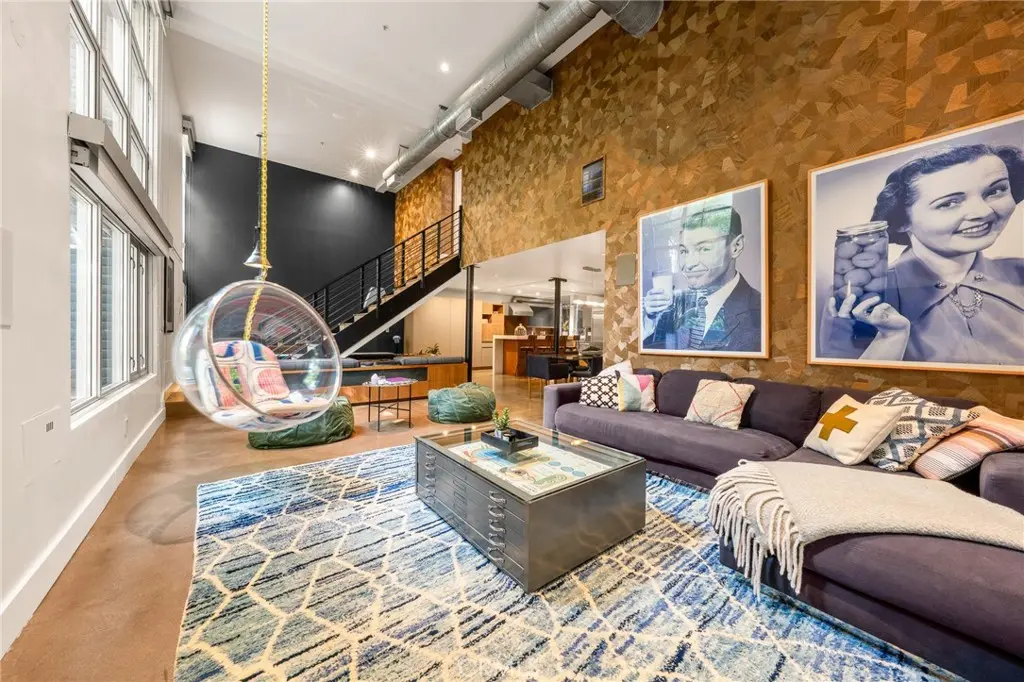 Condominium for sale at 1037 N Laurel Avenue 11B, Los Angeles, CA featuring 2 beds and 2 baths