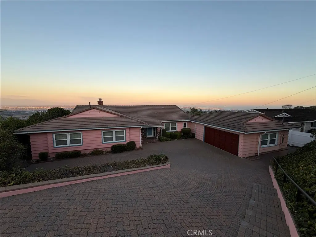 Single Family Residence for rent at 29040 Clevis, Rancho Palos Verdes, CA featuring 3 beds and 3 baths
