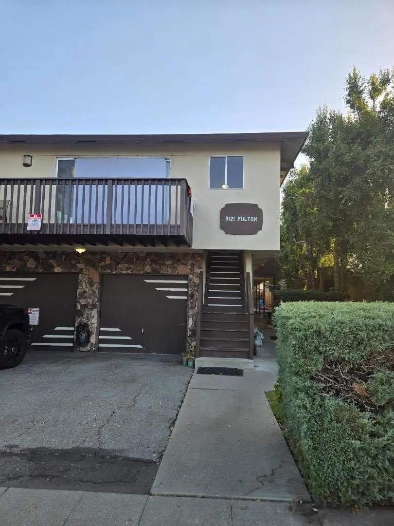 Apartment for rent at 1021 Fulton Street 3, Redwood City, CA featuring 2 beds and 1 bath