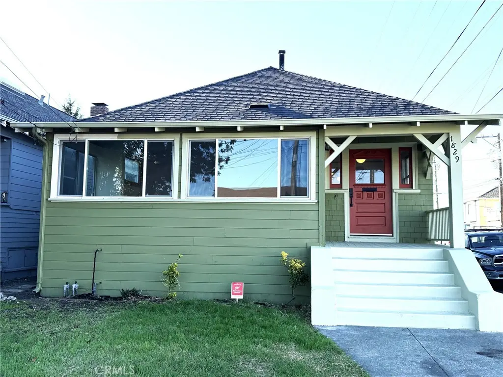 Duplex for sale at 1829 Everett Street, Alameda, CA featuring 2 beds and 1 bath