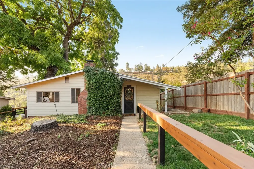 Single Family Residence for sale at 3703 Honey Run Road, Paradise, CA featuring 2 beds and 2 baths