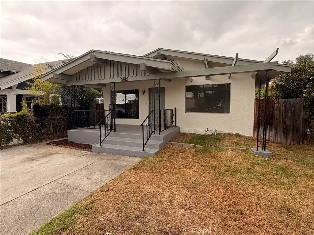 Single Family Residence for sale at 3415 Mont Clair, Los Angeles, CA featuring 2 beds and 1 bath