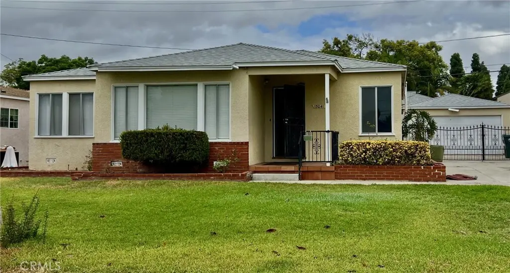 Single Family Residence for rent at 15041 Cedarsprings, Whittier, CA featuring 3 beds and 2 baths