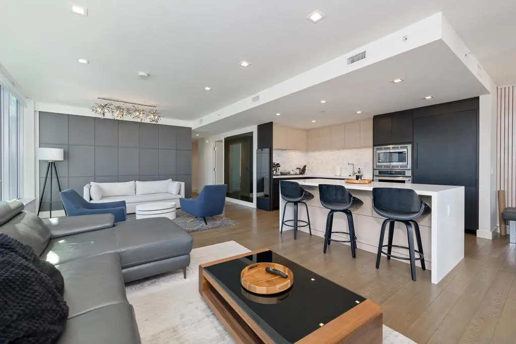 Residential Lease for rent at 1388 Kettner Blvd. 1204, San Diego, San Diego County, CA featuring 2 beds and 2 baths