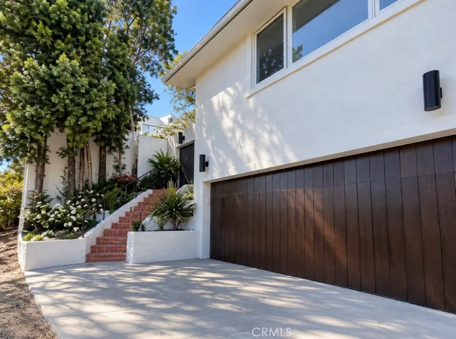 Single Family Residence for sale at 9275 Flicker Way, Los Angeles, CA featuring 4 beds and 3 baths
