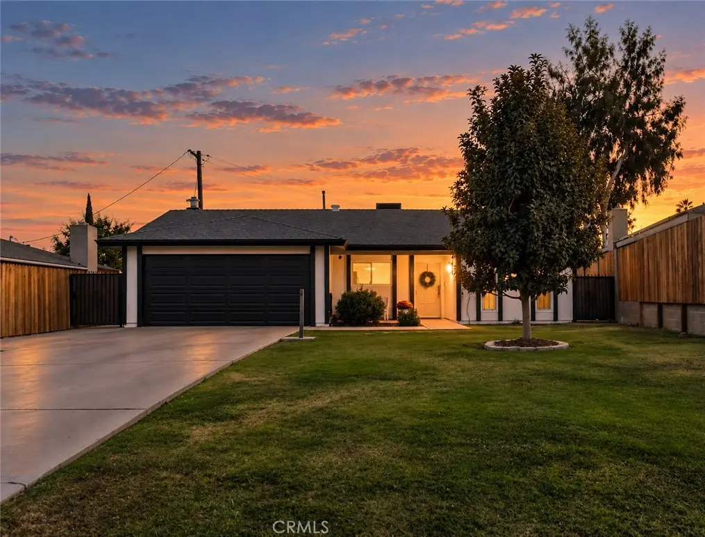 Single Family Residence for sale at 3106 st thomas way, Bakersfield, CA featuring 4 beds and 2 baths