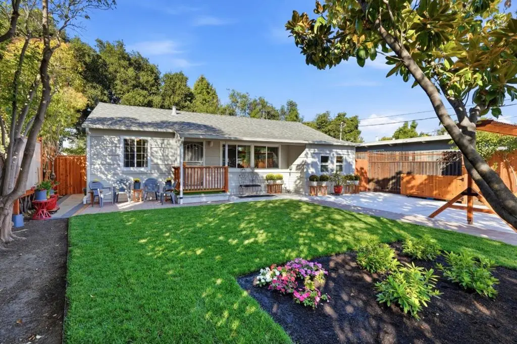 Single Family Residence for sale at 215 Newbridge Street, Menlo Park, CA featuring 3 beds and 2 baths