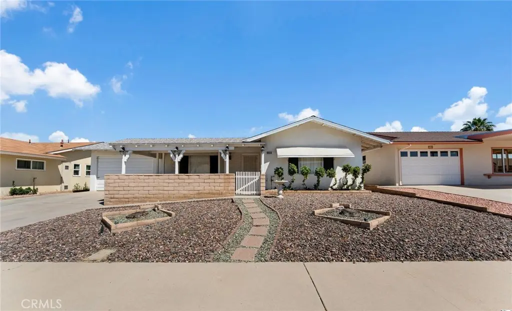 Single Family Residence for sale at 1160 Rosewood Place, Hemet, CA featuring 2 beds and 2 baths