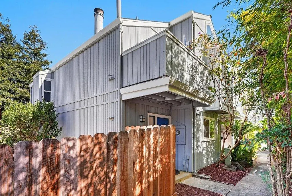 Single Family Residence for sale at 1200 Capitola Road 27, Santa Cruz, CA featuring 3 beds and 2 baths