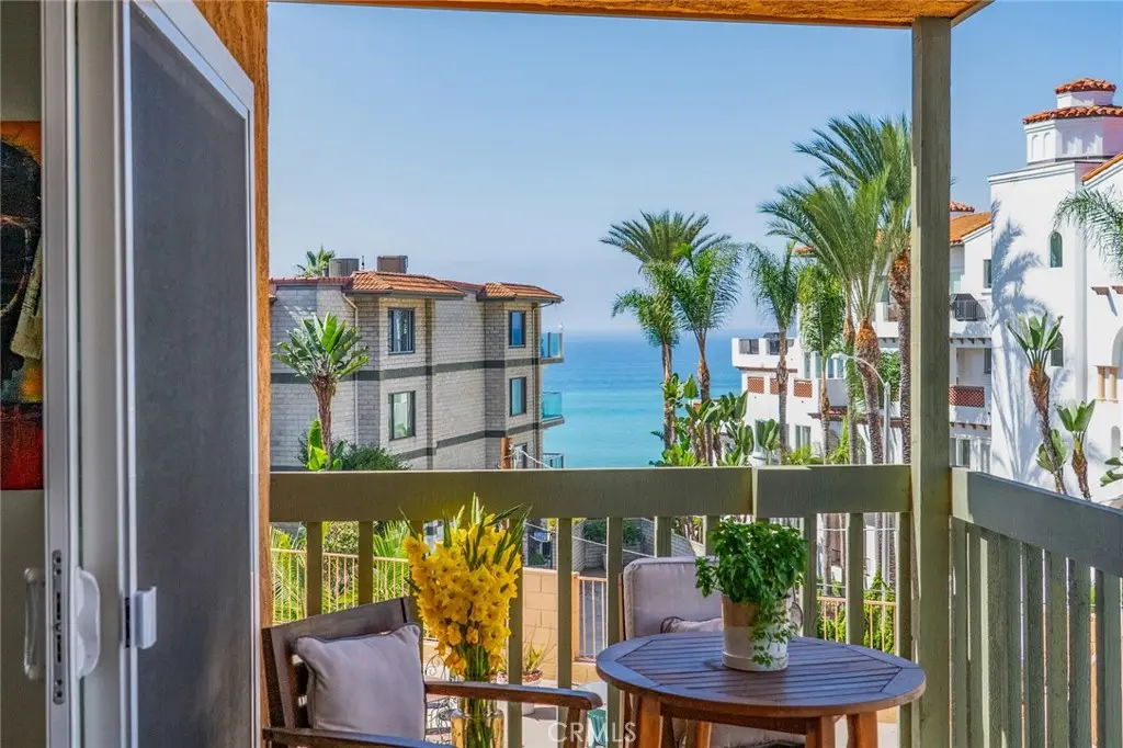 Condominium for sale at 409 Arenoso Lane 2, San Clemente, CA featuring 3 beds and 2 baths
