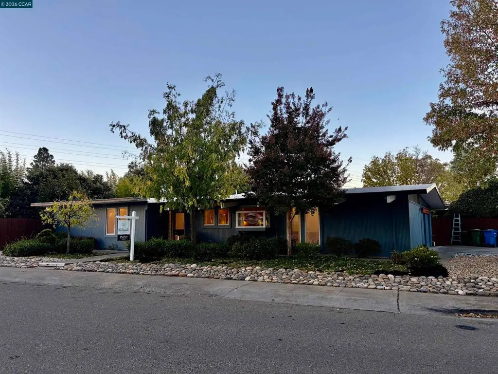 Single Family Residence for sale at 2633 San Antonio Dr, Walnut Creek, CA featuring 4 beds and 2 baths