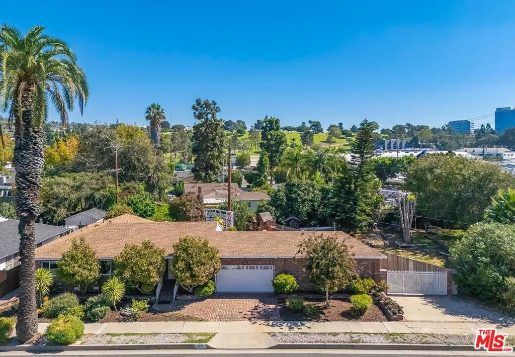 Single Family Residence for sale at 11338 Stevens Avenue, Culver City, CA featuring 4 beds and 2 baths