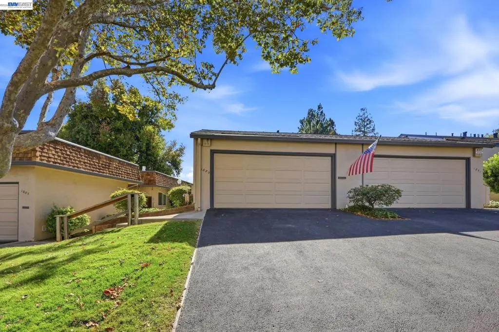Townhouse for sale at 1889 Cannon Dr, Walnut Creek, CA featuring 2 beds and 2 baths
