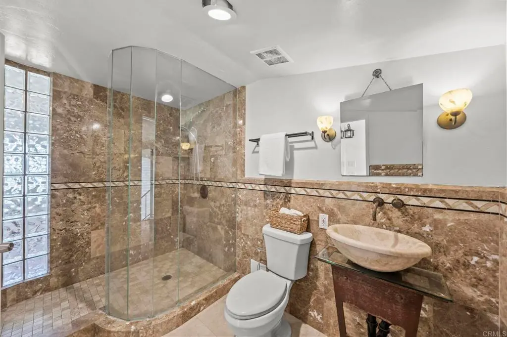 Condominium for sale at 5750 Amaya Drive 45, La Mesa, CA featuring 3 beds and 3 baths