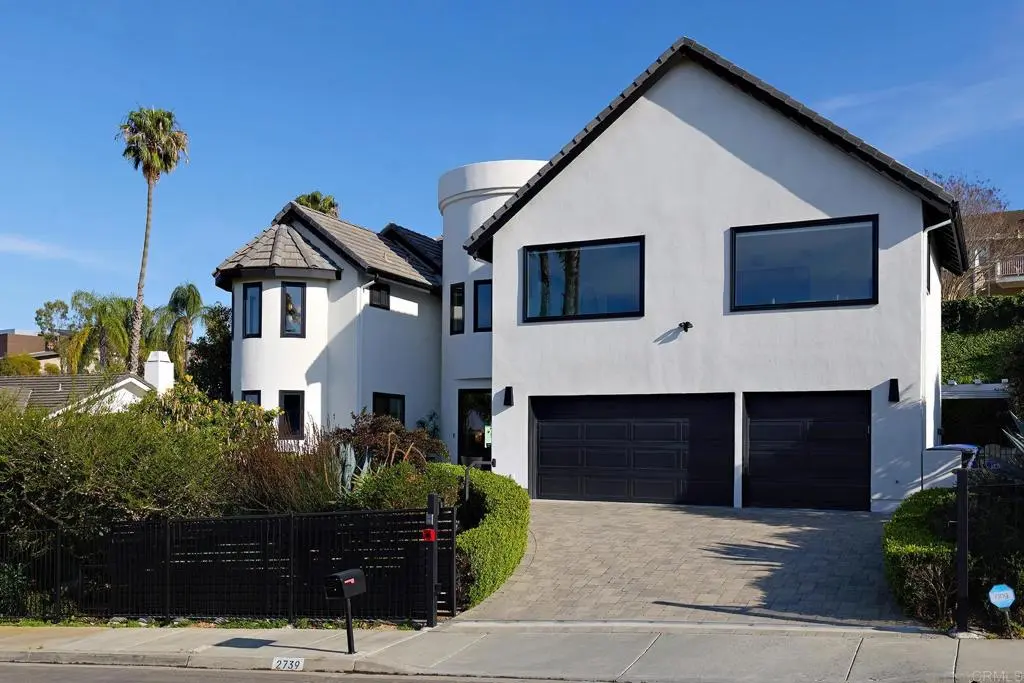 Residential Lease for rent at 2739 Argonauta Street, Carlsbad, San Diego County, CA featuring 5 beds and 4 baths