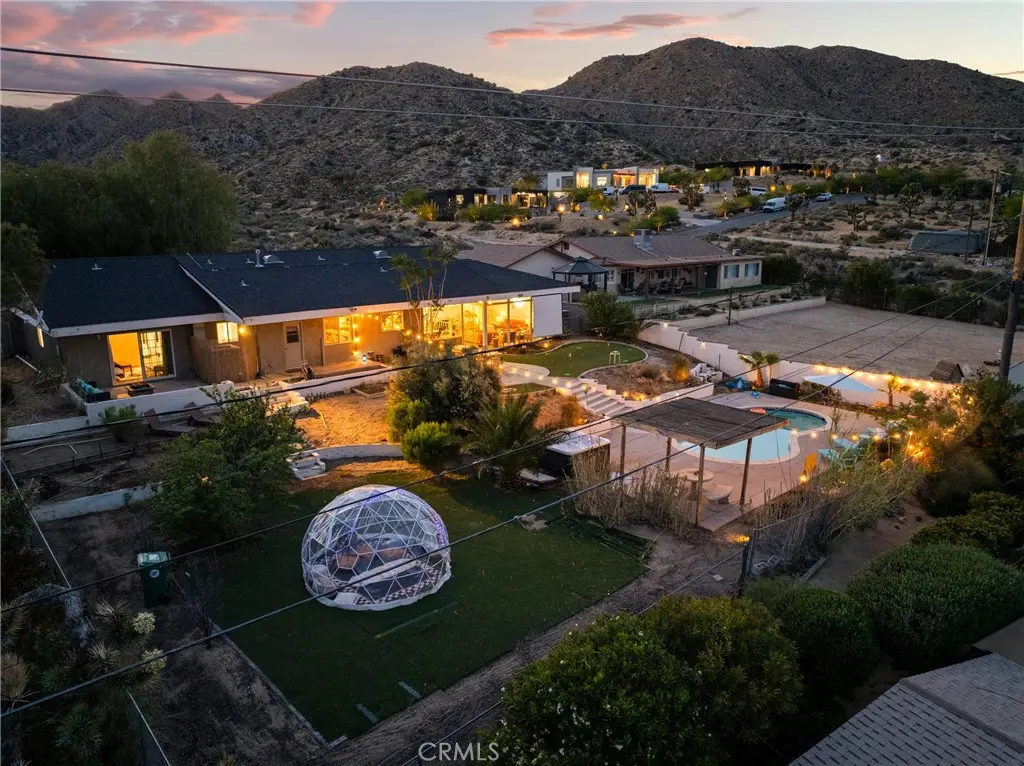 Single Family Residence for rent at 7433 Fairway, Yucca Valley, CA featuring 3 beds and 3 baths