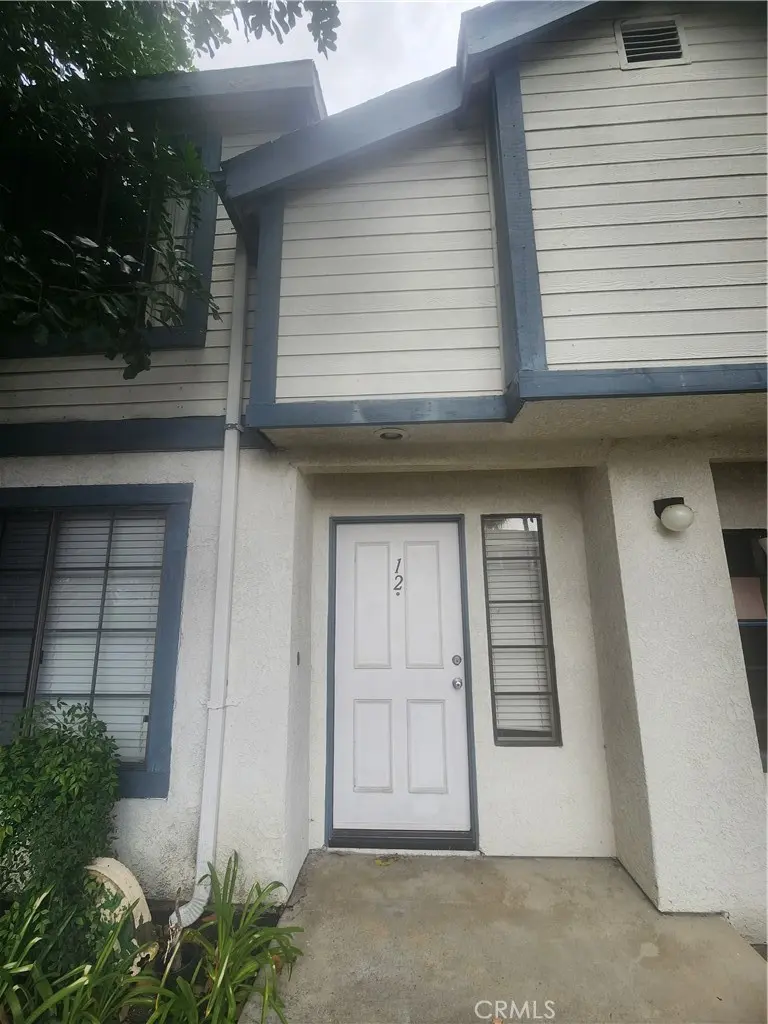 Townhouse for rent at 11245 Gladhill 12, Whittier, CA featuring 2 beds and 2 baths