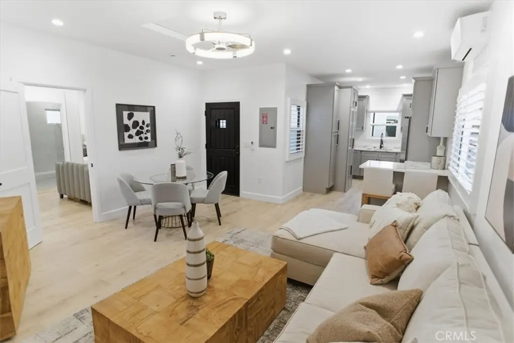 Single Family Residence for rent at 900 Brier 900A, Glendale, CA featuring 1 bed and 1 bath