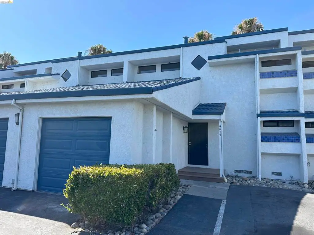 Residential Lease for rent at 5824 YAWL STREET, Discovery Bay, Contra Costa County, CA featuring 2 beds and 2 baths