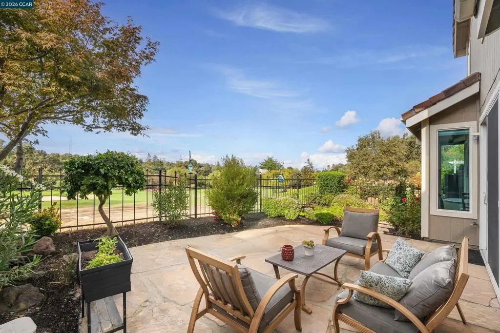 Single Family Residence for sale at 1049 Feather Cir, Clayton, CA featuring 3 beds and 3 baths