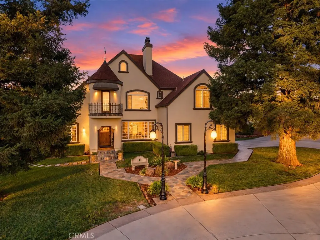 Single Family Residence for sale at 801 Vera Mar Court, Paradise, CA featuring 3 beds and 3 baths